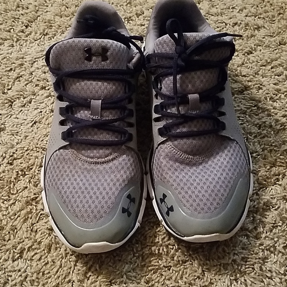 Under armour sz11